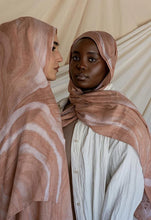 Load image into Gallery viewer, 1Pcs Fashion Watercolor Print Hijab Islam Ramadan Women Bohemian Soft Muslim Hijabs Foulard Femme Shawl Wrap Scarf Headscarf