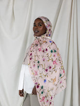 Load image into Gallery viewer, Ramadan Hijab for Women Bohemian Floral Print Shawl Watercolor Soft Muslim Hijabs Lightweight Wrap Scarf Headscarf Summer Beach
