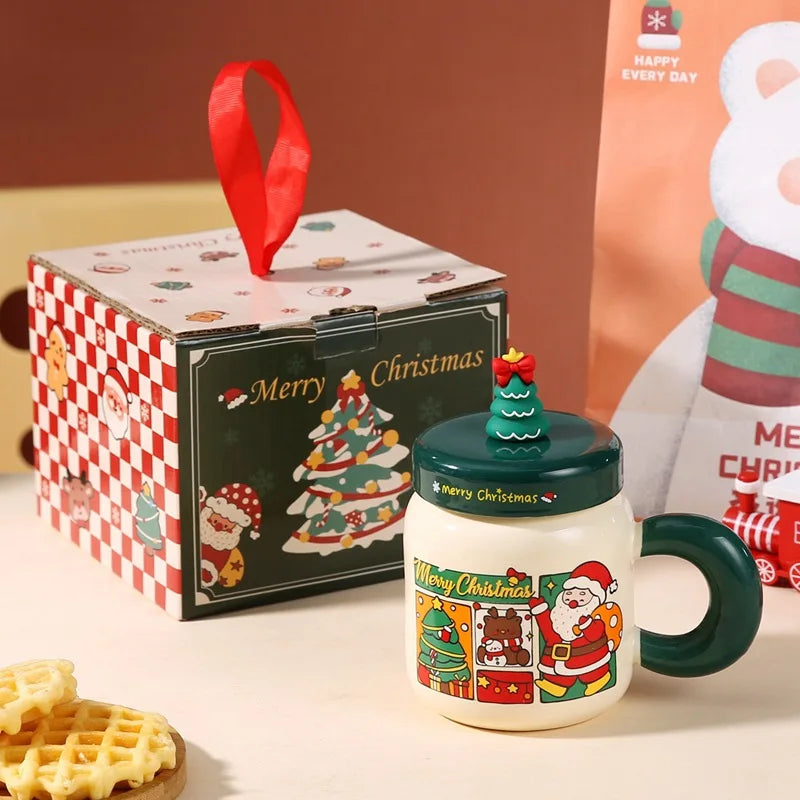 Christmas gifts: Ceramic cups with LIDS, spoons, cartoon mugs, high appearance level, creative New Year gifts and souvenirs