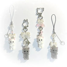Load image into Gallery viewer, furry kitten keychain handmade y2k women fashion