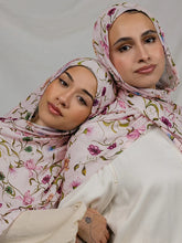 Load image into Gallery viewer, Ramadan Hijab for Women Bohemian Floral Print Shawl Watercolor Soft Muslim Hijabs Lightweight Wrap Scarf Headscarf Summer Beach